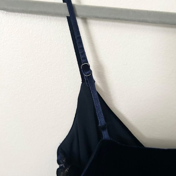 Black Halo Navy Velvet Faux Wrap Mini Dress - Picture 6 of 8